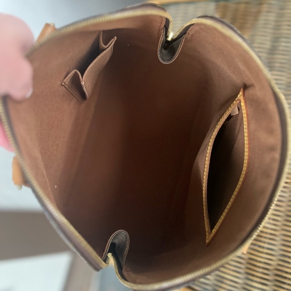 LOUIS VUITTON ALMA Monogram Handbag M51130 Serial #FL0061 - Picture 14 of 16